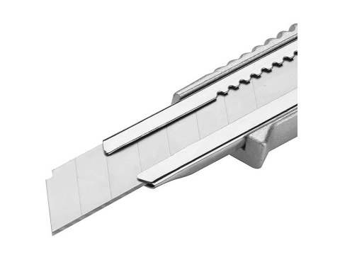 Nóż do tapet metalowy nożyk 18mm ostrze łamane Nóż do tapet metalowy nożyk 18mm ostrze łamane