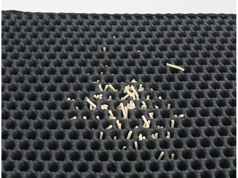Mata wycieraczka pod kuwetę dla kota na żwirek 45x60 duża Mata wycieraczka pod kuwetę dla kota na żwirek 45x60 duża