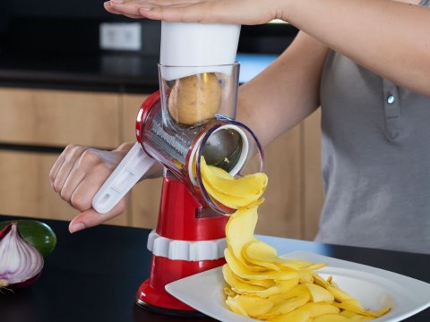 Maszynka do tarcia ziemniaków sera warzyw szatkownica 3x tarki wkłady 3w1 Maszynka do tarcia ziemniaków sera warzyw szatkownica 3x tarki wkłady 3w1