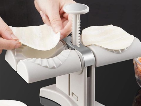 Maszynka urządzenie forma do robienia lepienia pierogów pierożków ręczna Maszynka urządzenie forma do robienia lepienia pierogów pierożków ręczna
