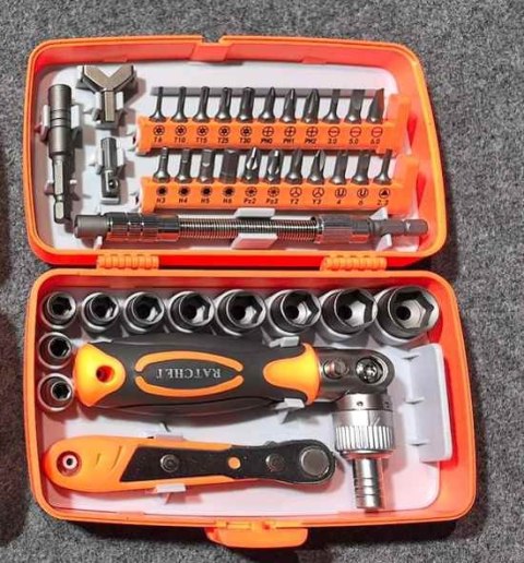 Zestaw komplet narzędzi bitów torx kluczy nasadowych 5-14mm 38 elementów Zestaw komplet narzędzi bitów torx kluczy nasadowych 5-14mm 38 elementów