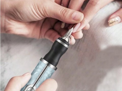 Frezarka do paznokci manicure pedicure frezy zestaw frezów usb akumulator Frezarka do paznokci manicure pedicure frezy zestaw frezów usb akumulator