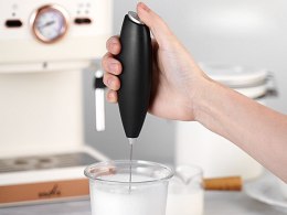 Spieniacz do mleka kawy ręczny ubijacz mini mikser elektryczny ze stojakiem
