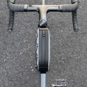 Torba sakwa rowerowa mocowana na ramę 0.9l - srebrna