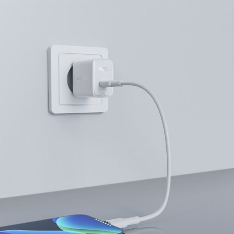 Szybka ładowarka sieciowa USB-C 20W Power Delivery czarny Szybka ładowarka sieciowa USB-C 20W Power Delivery czarny