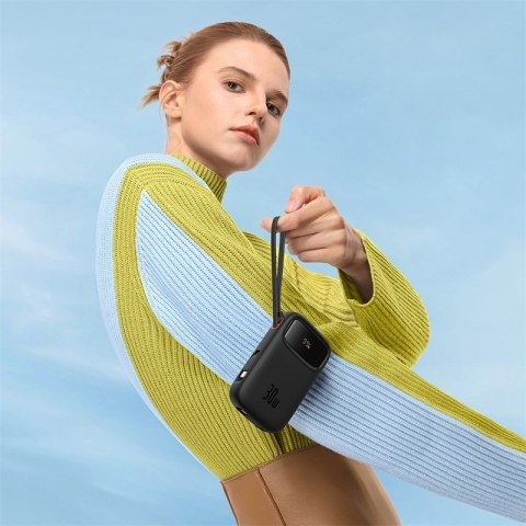 Power bank 10000mAh QPow 2 30W z wbudowanymi kablami USB-C - czarny