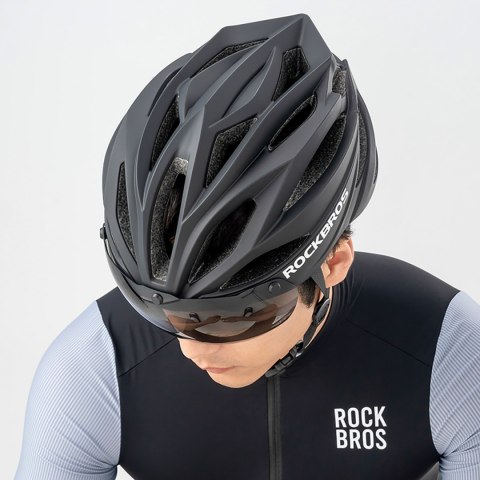 Kask rowerowy z szybką odpinanymi okularami z filtrem UV unisex - czarny