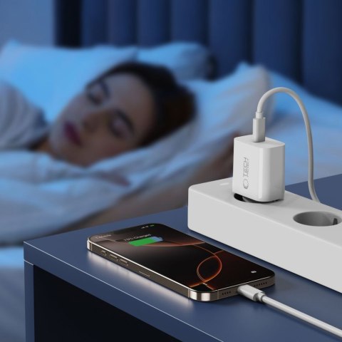 Ładowarka sieciowa USB-C z kablem USB-C PD 20W - biała