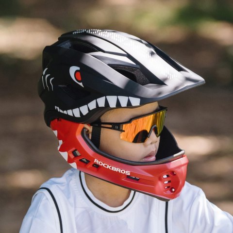 Kask rowerowy dziecięcy z odpinaną szczęką rozmiar M 54-58cm - czarny rekin