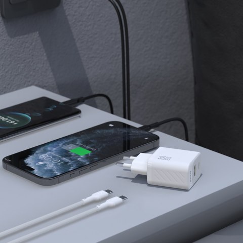 Ładowarka sieciowa A27 MaxC USB-C USB-A GaN 35W - biała