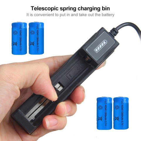 Akumulator 16340 Li-Ion 1300mAh 3.7V z ładowarką USB