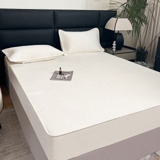 Mata letnia beżowa na łóżko 1.8x2.0m materiał włókno wiskozowe