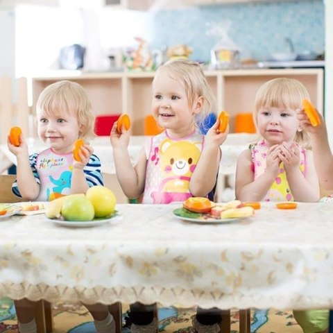 Akcesoria imprezowe - zestaw 6 śliniaków z motywami zwierzęcymi, EVA